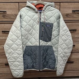 Patagonia Diamond Quilt Bomber Hoody Size XL Sleet Green
